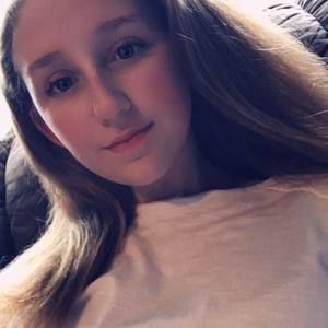 Meet your Posher, Abby